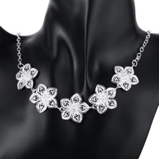 Elegantes Schmuck Set aus